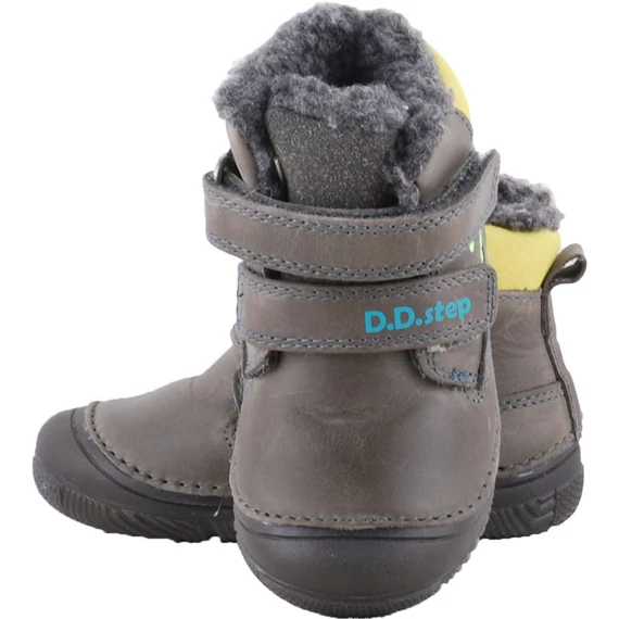 Krokodilos, bundás, dd step bakancs